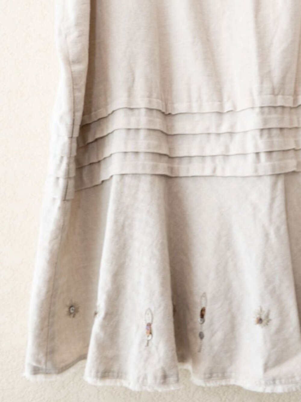 JH Collectibles Linen Cotton Skirt Size 16 Beige Embroidered Flounce Hem Midi - Picture 10 of 12